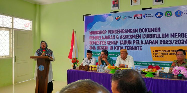 Dikbud Gelar Workshop Pengembangan Dokumen Pembelajaran Asesmen Kurikulum Merdeka di SMAN 10 Ternate