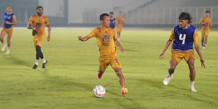 Hadapi Persela, Malut United Wajib Menang di Babak 12 Besar