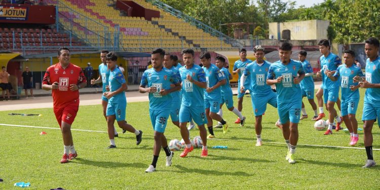 Malut United Ingin Menuntaskan Momentum Peluang Lolos ke Liga 1 di Padang