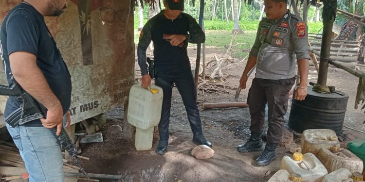 Polsek Tobelo Selatan Kembali Gerebek Lokasi Pembuatan Minuman Keras