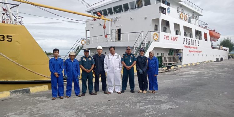 Pelayaran Perdana Lapal Perintis KM Sabuk Nusantara 35 di Halmahera Utara