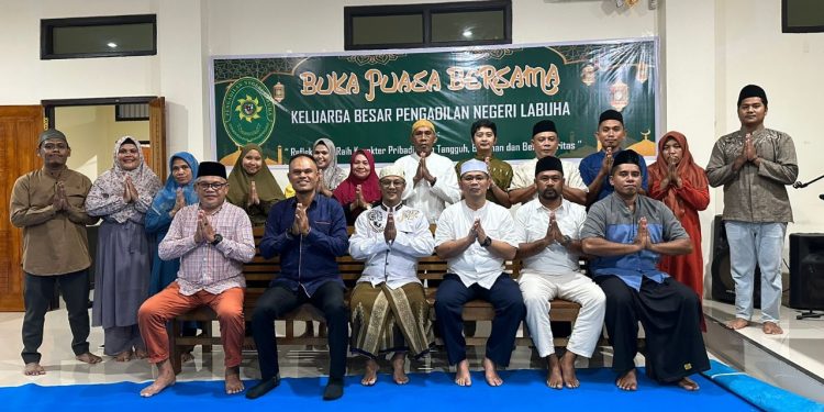 PN Labuha Gelar Buka Puasa Bersama