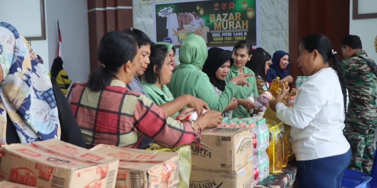 Sambut Hari Raya Idul Fitri 1445 Hijriah Kodim 1508/Tobelo Menggelar Bazar Murah