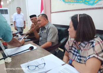 Banmus DPRD Halut Patahkan SK Gubernur Tentang PAW Dua Legislator Partai PKP