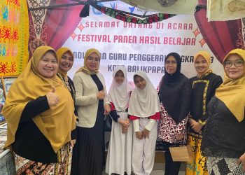 Corak Batik Kaltim dalam Lokakarya Festival Panen Hasil Belajar CGP Angkatan 9 Kota Balikpapan