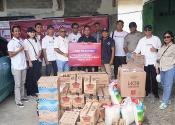 Peduli Korban Erupsi Gunung Ibu di Halmahera Barat, Telkomsel Branch Ternate Salurkan CSR