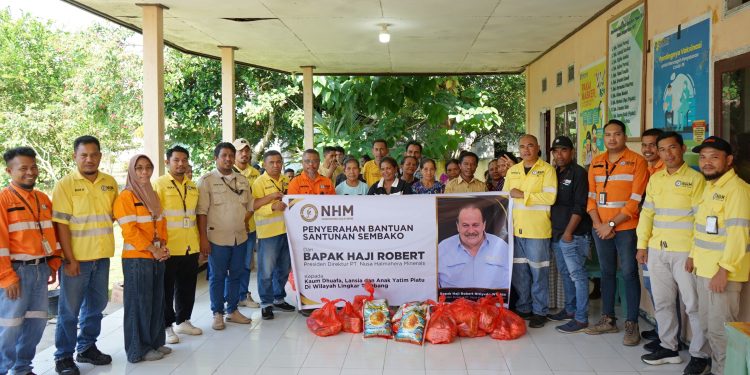 5000 Paket Sembako Haji Robert Untuk Kaum Dhuafa, Lansia dan Yatim Piatu di Lingkar Tambang