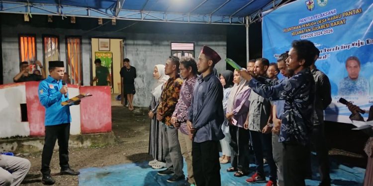 KNPI Kepsul Lantik Pengurus Pemuda Desa Kabau Pantai