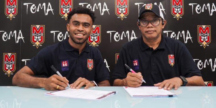 Yakob dan Yance Sayuri Resmi “Berlabuh” ke Malut United