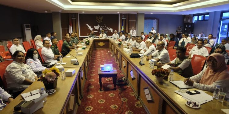 Hadiri Rakor Antisipasi Darurat Pangan. Danrem : TNI AD All Out Dampingi Petani