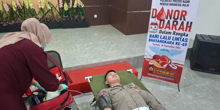Peringati HUT ke-69, Ditlantas Polda Malut Gelar Donor Darah di Aula Patria Tama