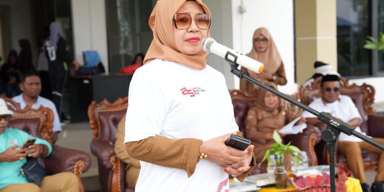 Asisten II Gubernur Buka Kegiatan Olahraga Tradisional