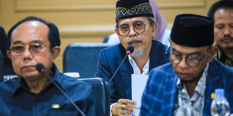Sultan Hidayat M. Sjah: menyerap aspirasi di Jazirah Moloku Kie Raha