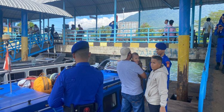 Pastikan Keamanan Pilkada, Subsatgas Polairud Gelar Patroli di Pelabuhan Semut dan Bastiong