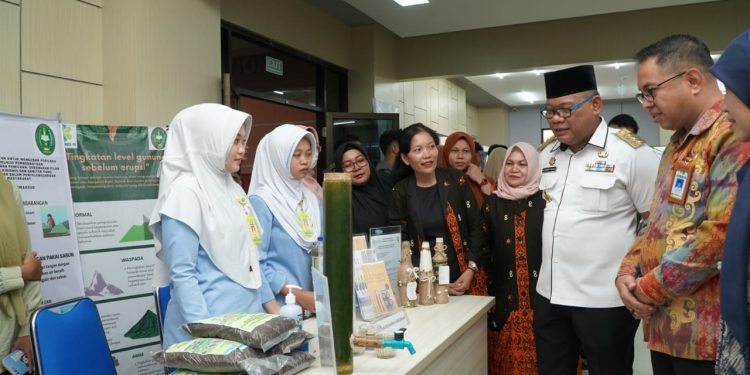 Pj Gubernur Malut Hadiri Pembukaan Job Fair Poltekes Kemenkes Ternate