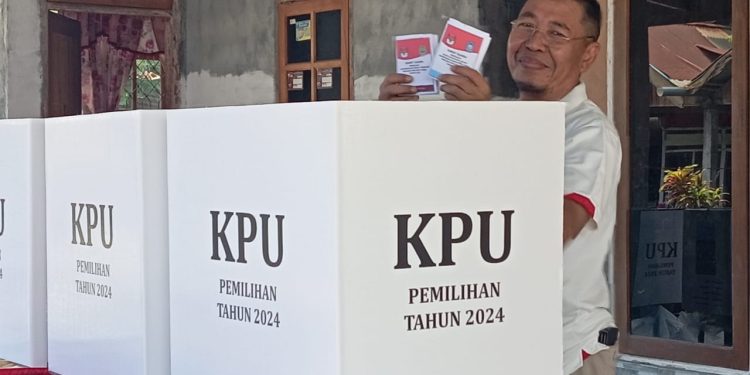 Ini Pesan Muchlis Tapi Tapi Usai Coblos di TPS 04 Gamsungi