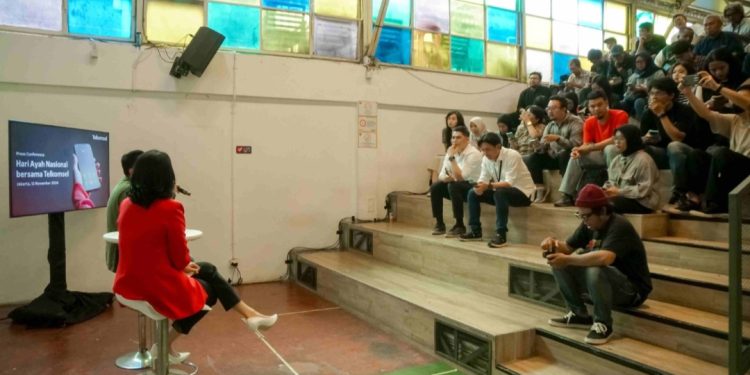 Telkomsel Luncurkan Kampanye Hari Ayah Nasional