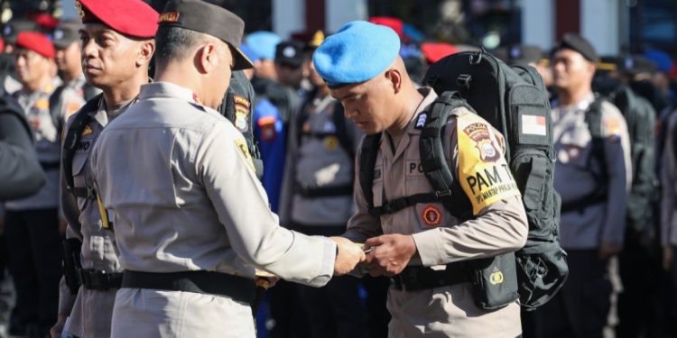 Siap Amankan Pemungutan Suara di TPS, Polda Malut kirim Ratusan Personel Back Up Polres Jajaran
