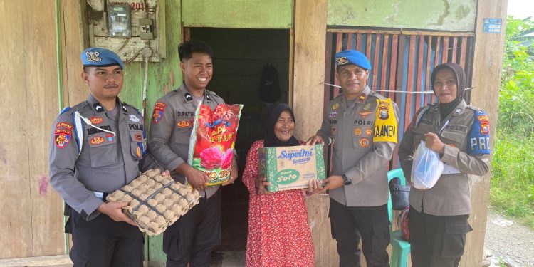 Sipropam Polres Halsel Gelar Baksos untuk Lansia dan Masyarakat Kurang Mampu