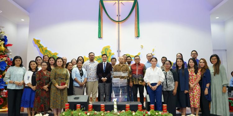 Hangatnya Sukacita dan Kesederhanaan Ibadah Perayaan Natal Karyawan NHM