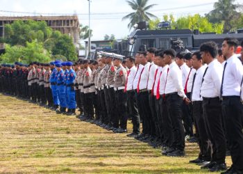 Kapolda Malut Pimpin Apel Gelar Pasukan Operasi Lilin Kieraha 2024 untuk Amankan Natal dan Tahun Baru