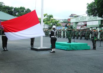 Korem 152/Baabullah gelar Upacara Awal Bulan serta serahkan Kaporlap Secara Simbolis dari KSAD