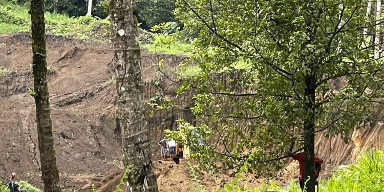 Tambang Galian C Yang Diduga Ilegal di Jalan Fila Dukono Kembali Beroperasi