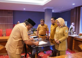 Pemprov Malut Gelar Sosialisasi dan Penandatanganan Pakta Integritas PBJ Tahun 2025