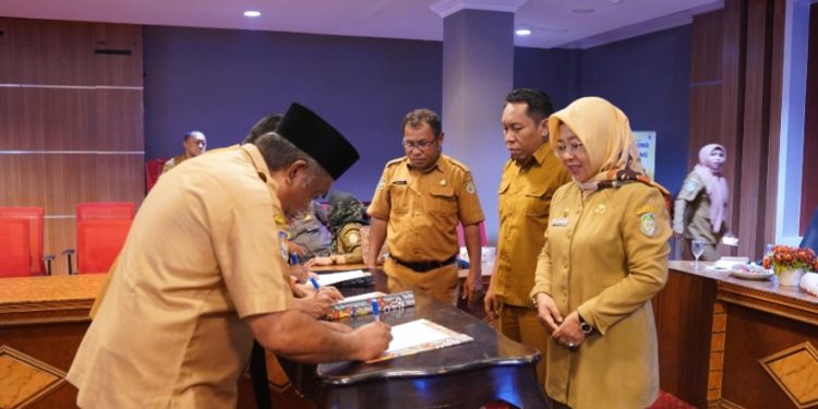 Pemprov Malut Gelar Sosialisasi dan Penandatanganan Pakta Integritas PBJ Tahun 2025