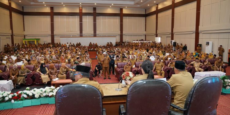 Gubernur Malut Berikan Pengarahan Kepada Seluruh Pimpinan OPD di Pemprov