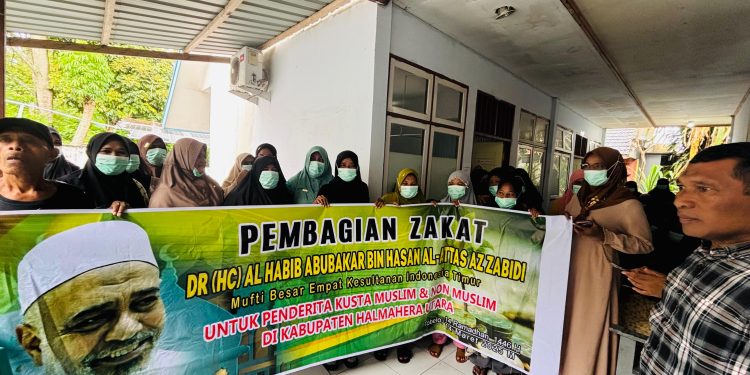 145 Orang Penderita Kusta Halut  terima Zakat  Baik Muslim maupun Non Muslim dari Yayasan Sayyid Habib Abubakar Al Attas