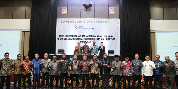 Gubernur Malut bersama sejumlah Kepala Daerah Ikut RUPS Bank Maluku-Malut