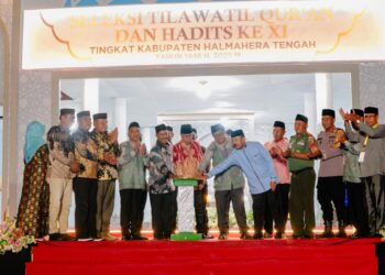 Bupati Ikram Resmi Membuka STQH XI Kabupaten Halmahera Tengah di Kecamatan Patani Utara
