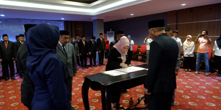 Pemprov Malut Lantik Tiga Pejabat Tinggi Pratama di Era Pemerintahan Sherly-Sarbin