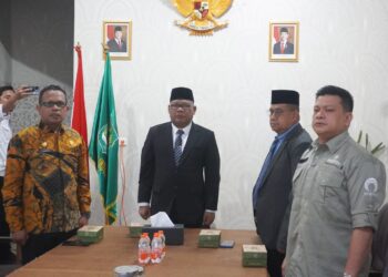 Wakili Gubernur, Sekprov Ikuti Upacara Hari Otda Melalui Virtual Zoom