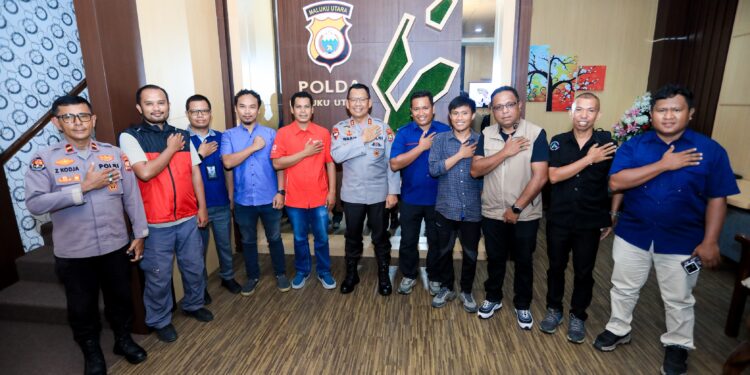 Kapolda Malut Terima Silaturahmi Jurnalis Televisi, Tegaskan Komitmen Keterbukaan Informasi