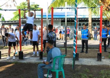 Kapolda Malut Tinjau Tes Kesamaptaan Jasmani Penerimaan Bintara Polri