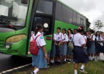 Jemput Masa Depan, NHM Luncurkan Bis Sekolah bagi Pelajar Lingkar Tambang