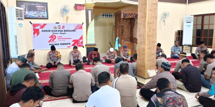 Polres Ternate Gelar Dzikir dan Doa Bersama Sambut Hari Bhayangkara ke-79