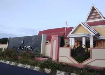 Empat Anggota DPRD Halut Tak Hadir Paripurna