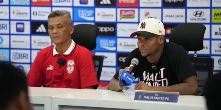 Wbeymar Angulo: Kami Akan Bermain sebagai Tim demi 3 Poin