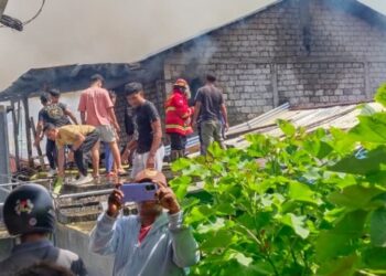 Rumah Seorang PNS di Maluku Utara Terbakar