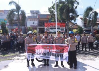 Wujud Kepedulian, Polres Ternate Salurkan Ratusan Paket Bansos kepada Masyarakat