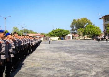 Pimpin Apel Gabungan, Kapolda Maluku Utara Tekankan Reformasi Polri