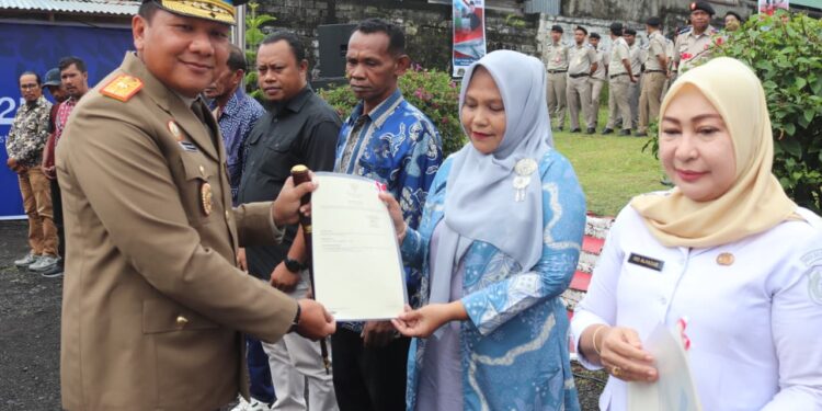 Wakili Gubernur, Asisten II Pemprov Malut Hadiri Upacara HANTARU