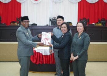 Wabup Halut Resmi Ajukan KUA-PPAS Tahun 2026 ke DPRD