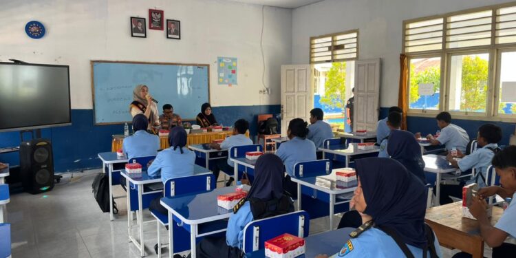 Polda Malut Gelar Literasi Digital ke Pelajar SMKN 5 Tikep