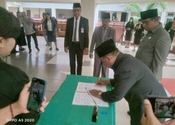 Bupati Halut Lantik Belasan Pejabat Aselon III