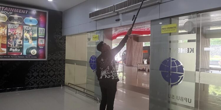 Tim Jibom Polda Malut Lakukan Sterilisasi