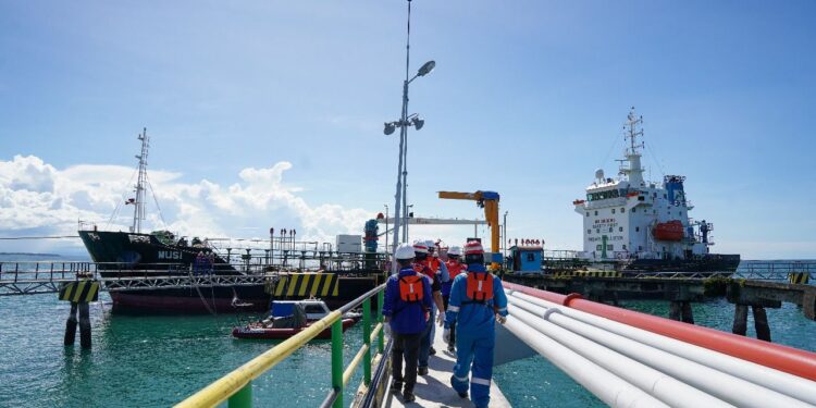 Ini Cara Distribusi Avtur untuk Layani Penerbangan di Papua dan Maluku